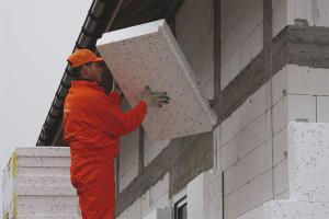Paano i-insulate ang facade ng isang bahay