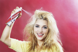Paano gamitin ang dry hair shampoo
