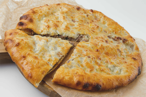 Paano gumawa ng isang Ossetian pie