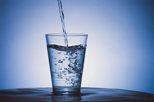 Paano gumawa ng tubig na may buhay