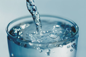 Paano gumawa ng pilak na tubig