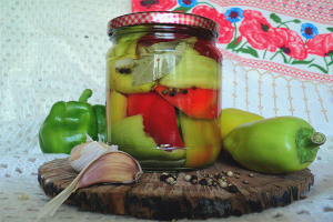 Paano mag-pickle bell pepper para sa taglamig