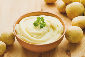 Paano gumawa ng mashed patatas na may gatas