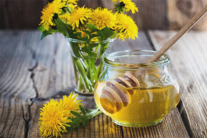 Paano gumawa ng honey mula sa mga dandelion
