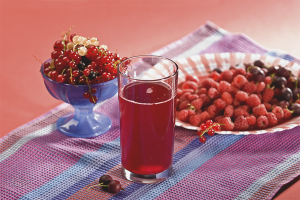 Paano magluto ng compote mula sa mga frozen na berry