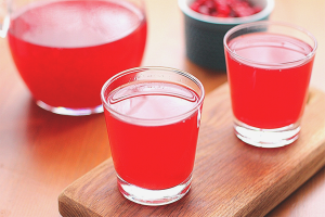 Paano magluto ng halaya mula sa mga berry at almirol