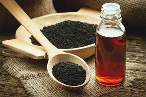Black cumin oil para sa facial skin