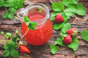 Paano magluto ng strawberry compote