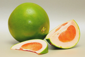 Makinabang at makakasama sa pomelo