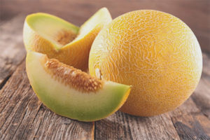 Ang mga pakinabang at pinsala ng melon