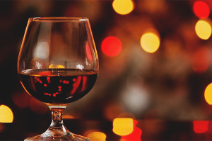 Ang mga pakinabang at pinsala ng brandy