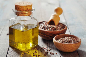 Ang mga benepisyo at pinsala ng flaxseed oil