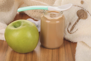 Apple puree para sa mga sanggol