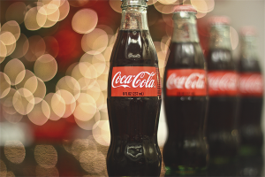 Ang mga benepisyo at pinsala ng Coca-Cola