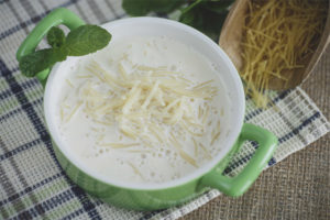Paano Gumawa ng Milk Vermicelli Soup