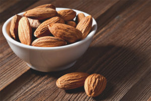 Almond sa panahon ng pagbubuntis