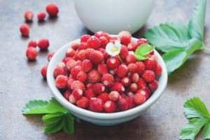 Mga strawberry sa panahon ng pagbubuntis