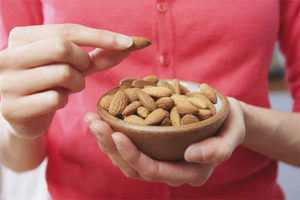 Almond para sa pagbaba ng timbang