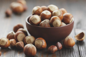 Ano ang kapaki-pakinabang na hazelnut