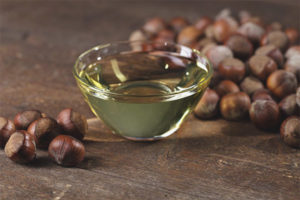 Langis ng Hazelnut