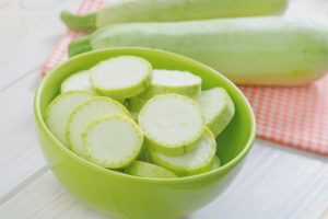 Ano ang maaaring lutuin mula sa zucchini