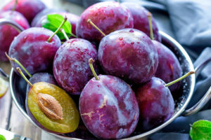 Posible bang kumain ng mga plum para sa diyabetis
