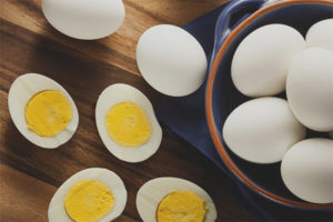 Paano magluto ng mga itlog upang hindi ka makakakuha ng salmonella